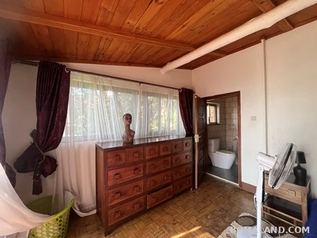 4 bedroom Storeyed house for rent in Ggaba Kampala Uganda