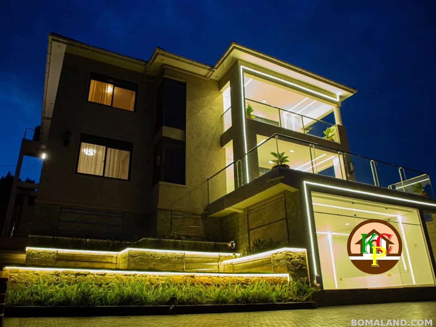5 bedroom Storeyed house for sale in Namulanda Wakiso Uganda