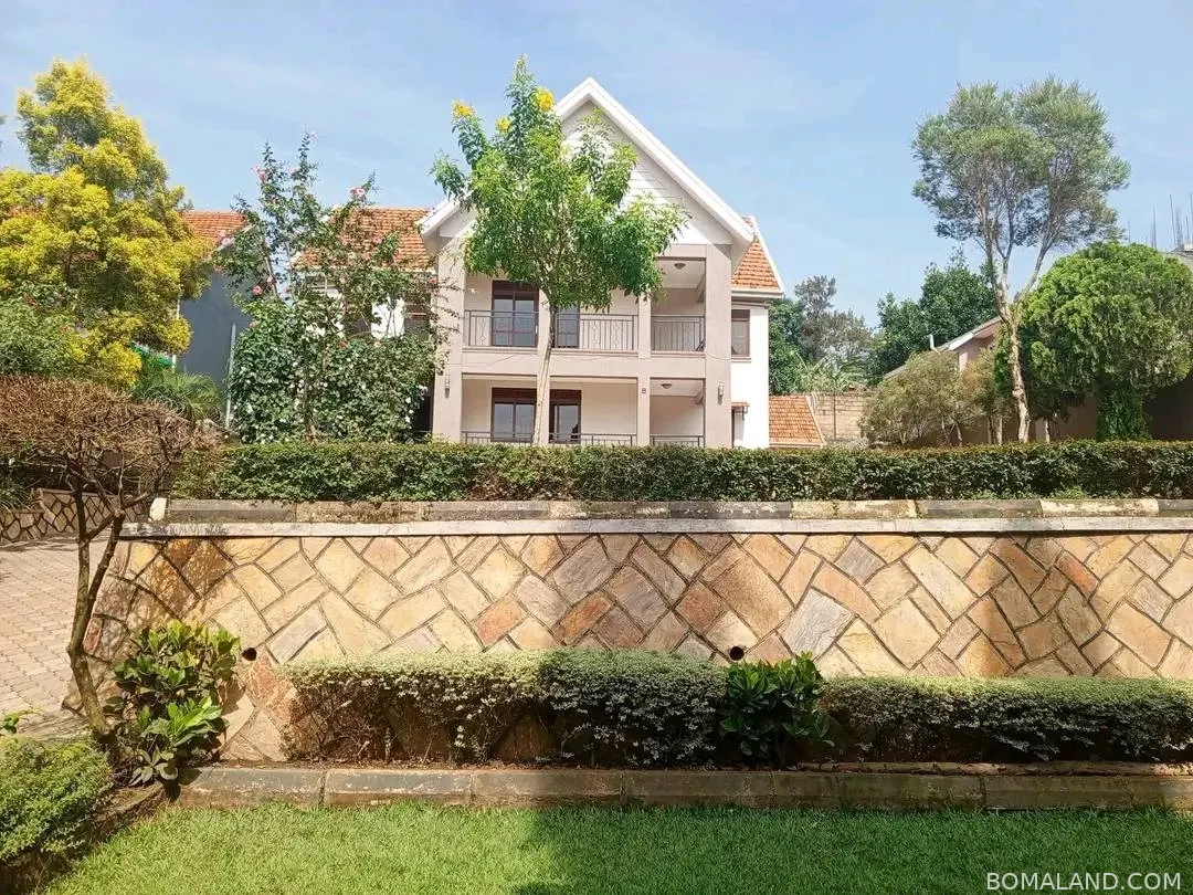 5 bedroom Storeyed house for rent in Ntindahill Kampala Uganda