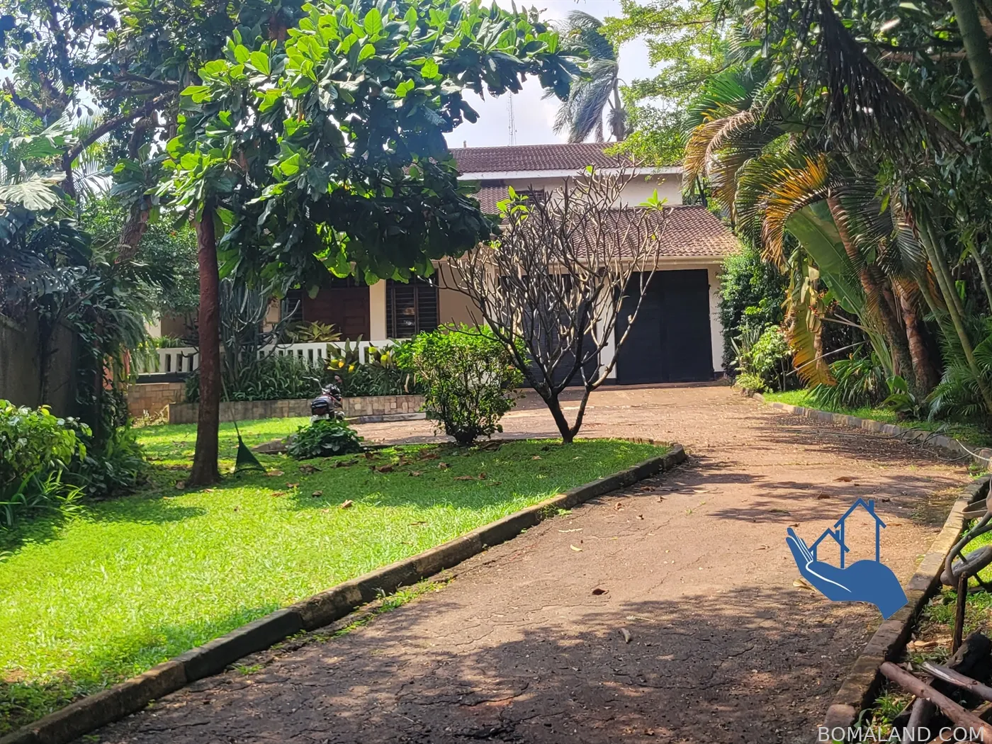 4 bedroom Bungalow for sale in Kansanga Kampala Uganda