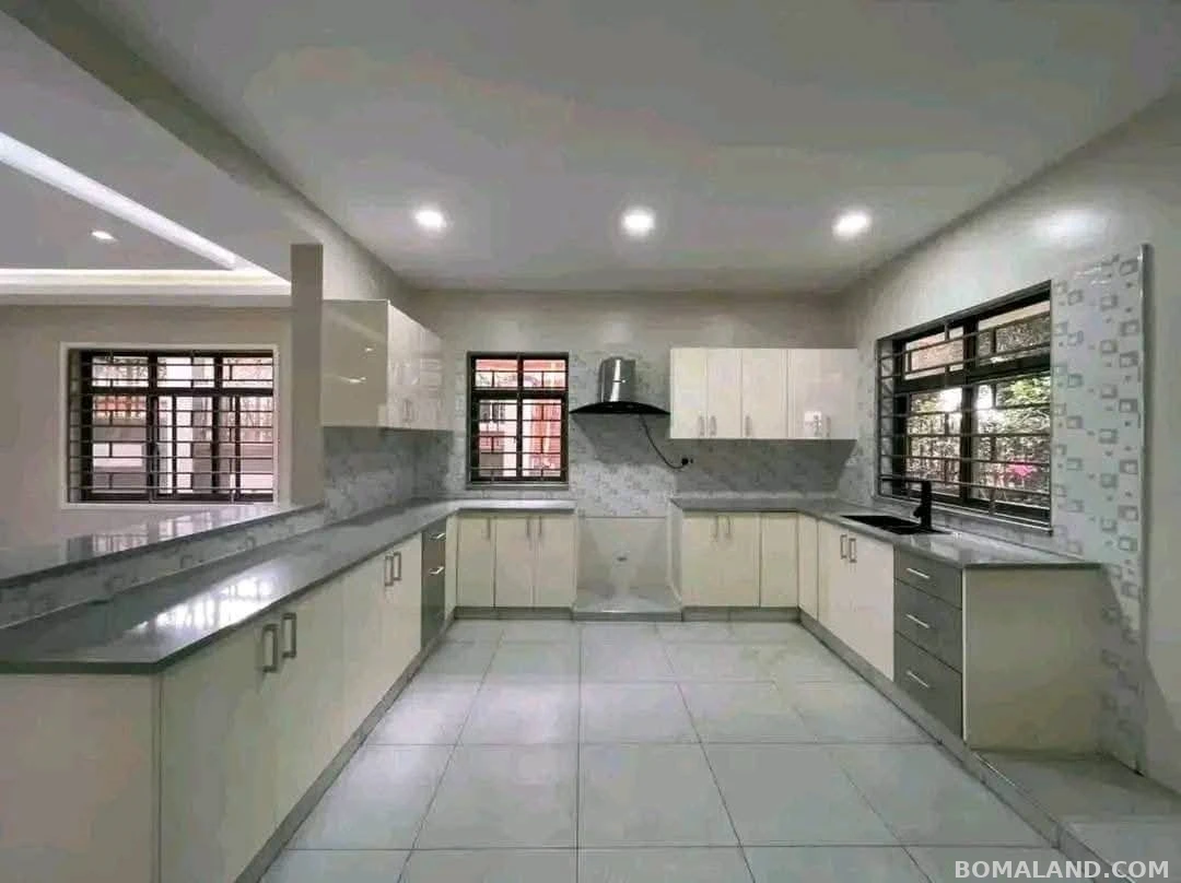 4 bedroom Villa for sale in Naguru Kampala Uganda