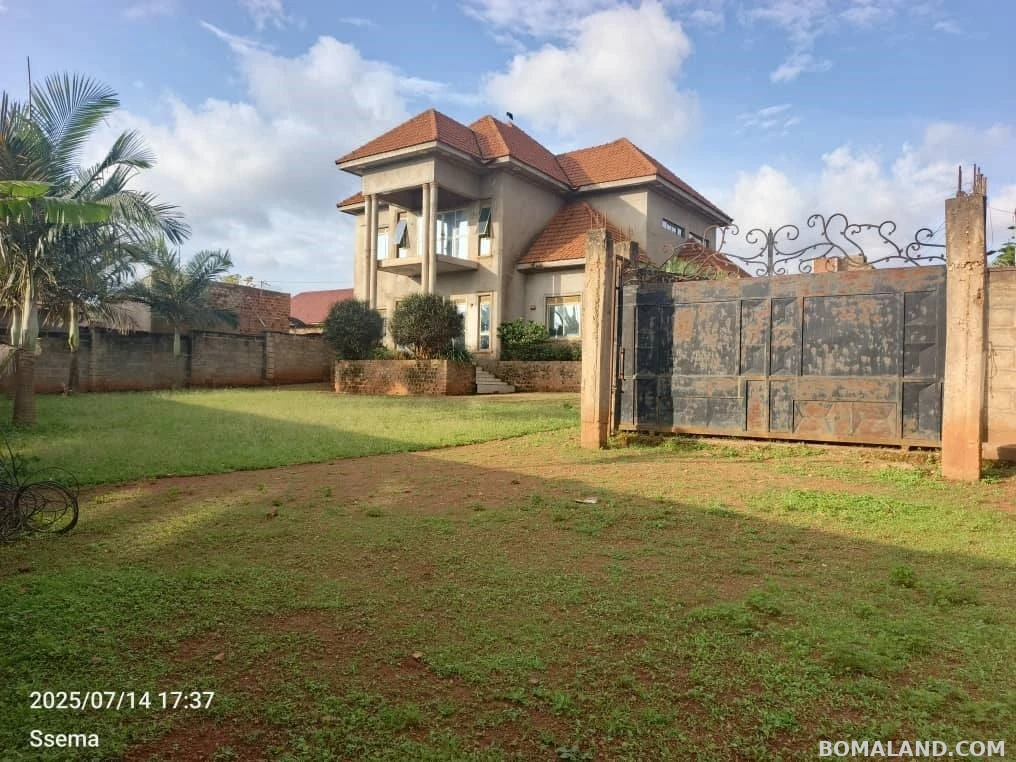 5 bedroom Storeyed house for sale in Kireka Kampala Uganda