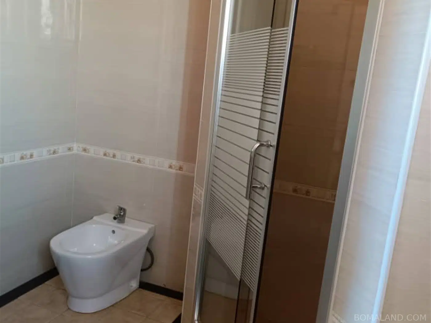 4 bedroom Storeyed house for sale in Muyenga Kampala Uganda