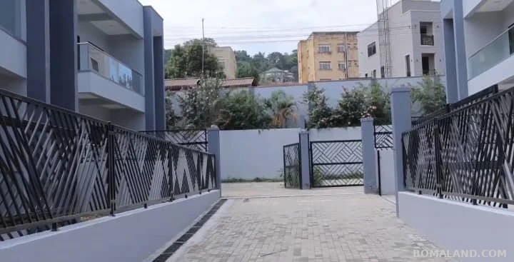 4 bedroom Storeyed house for sale in Mbuya Kampala Uganda