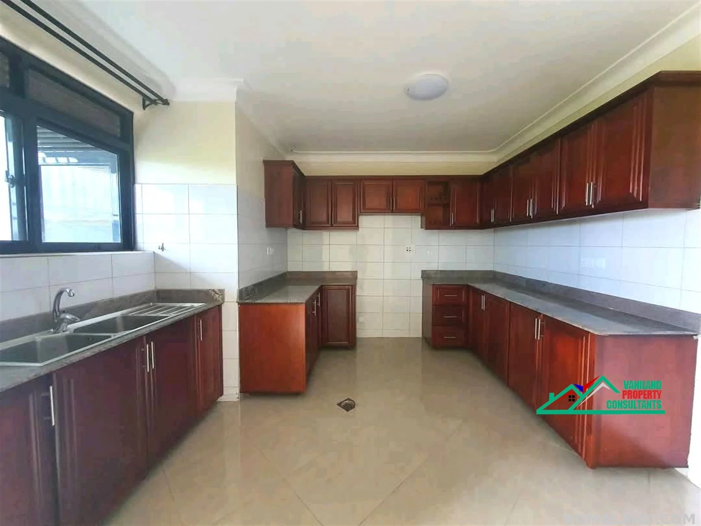 3 bedroom Apartment for rent in Munyonyo Kampala Uganda