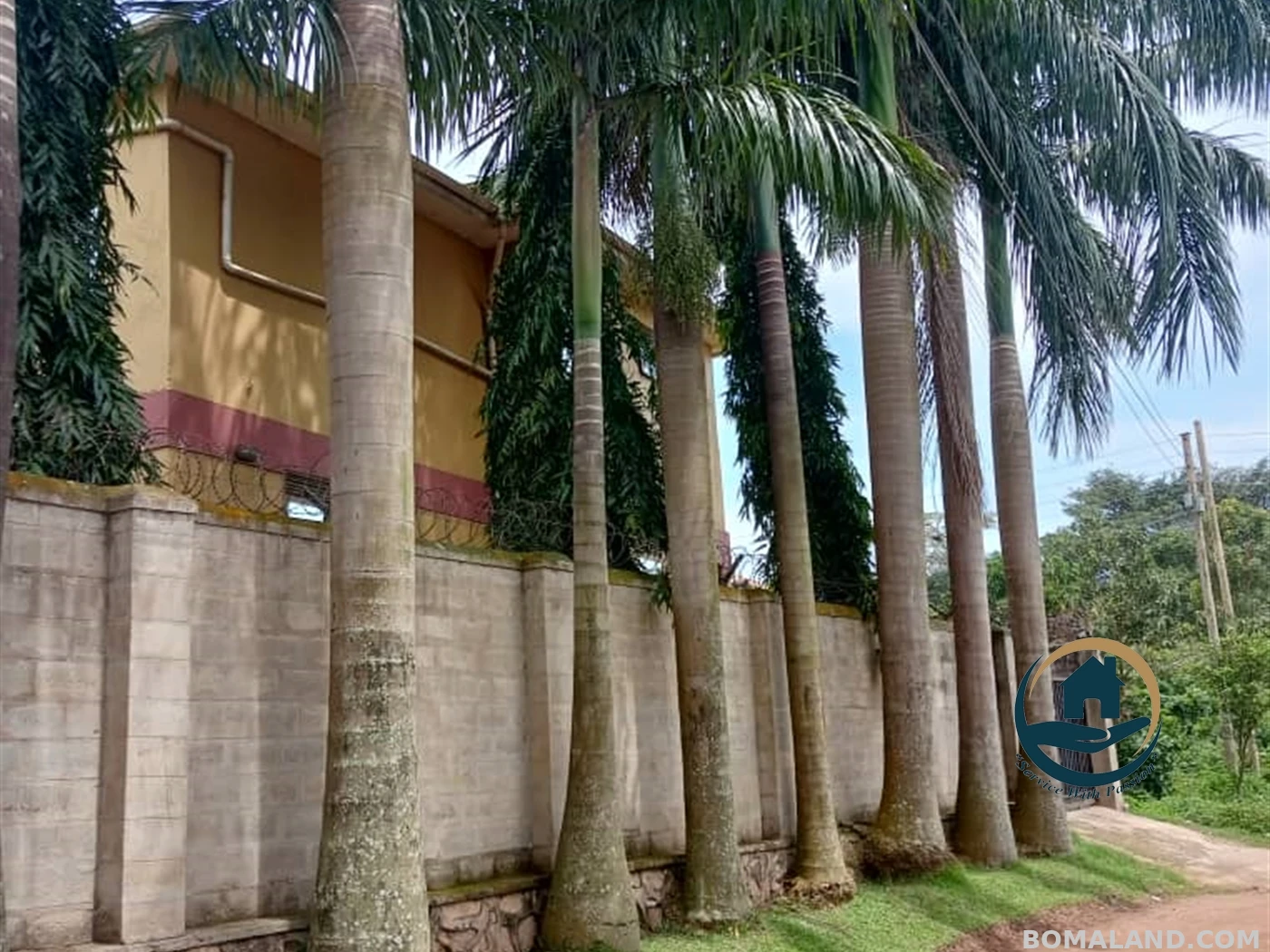6 bedroom Storeyed house for sale in Bugonga Wakiso Uganda