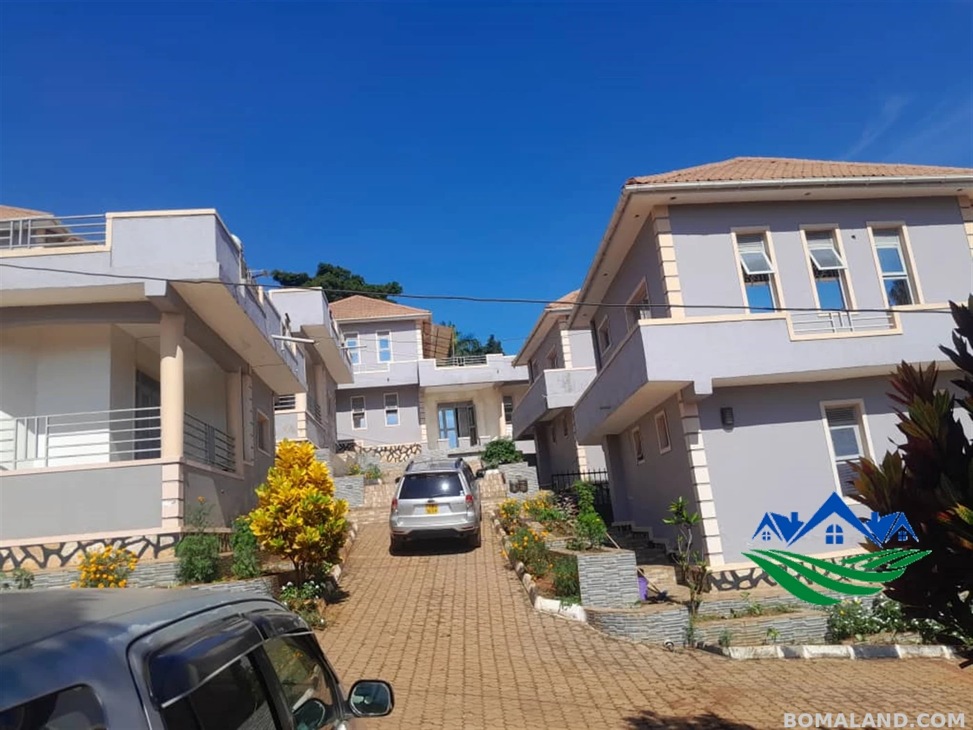 3 bedroom Storeyed house for sale in Bwebajja Wakiso Uganda