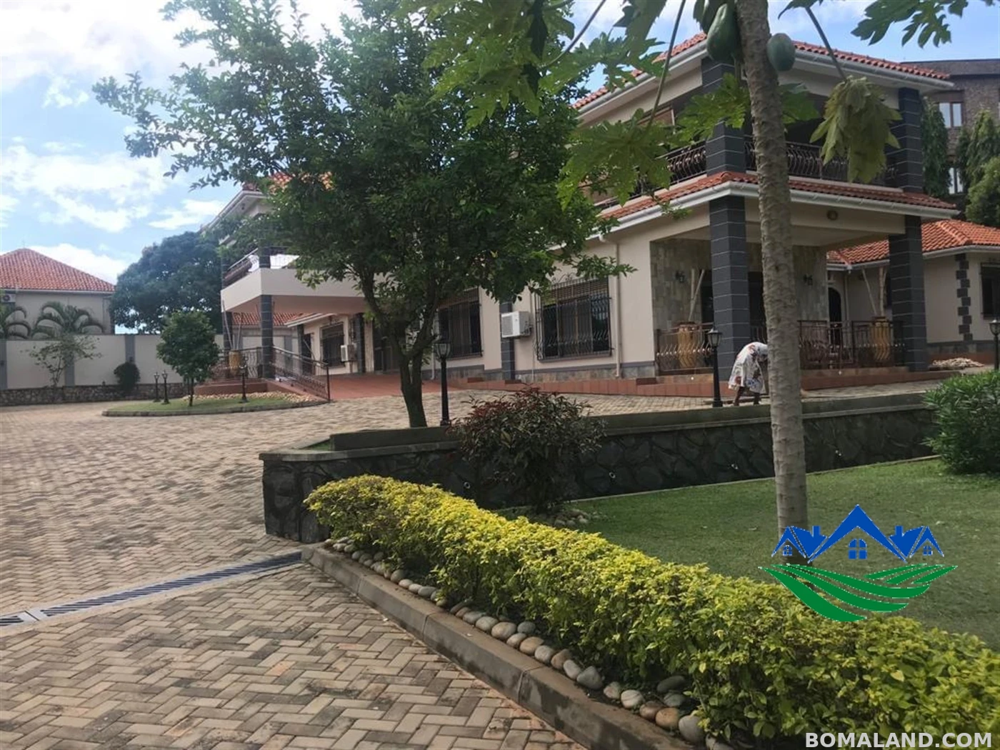 7 bedroom Mansion for sale in Entebbe Wakiso Uganda