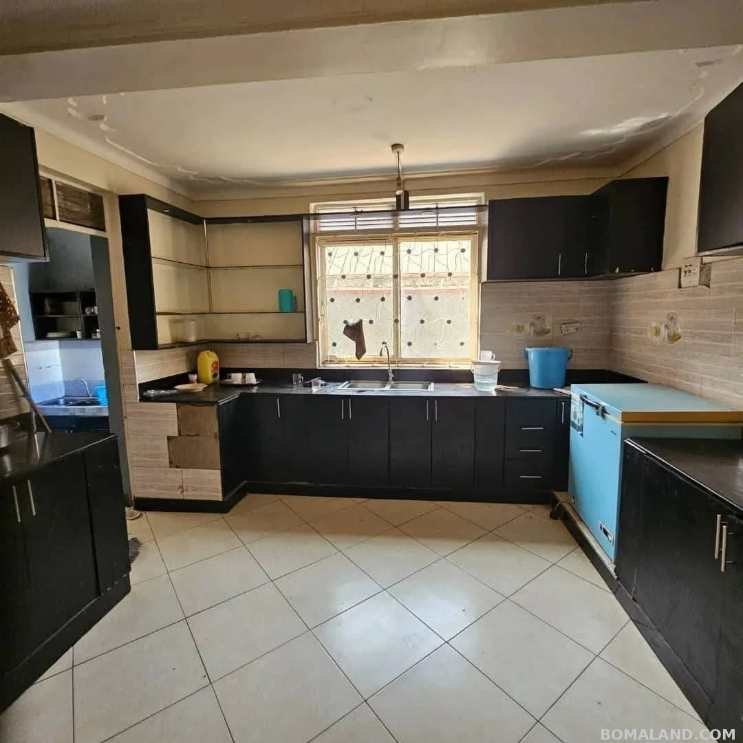 4 bedroom Bungalow for sale in Busaabala Kampala Uganda