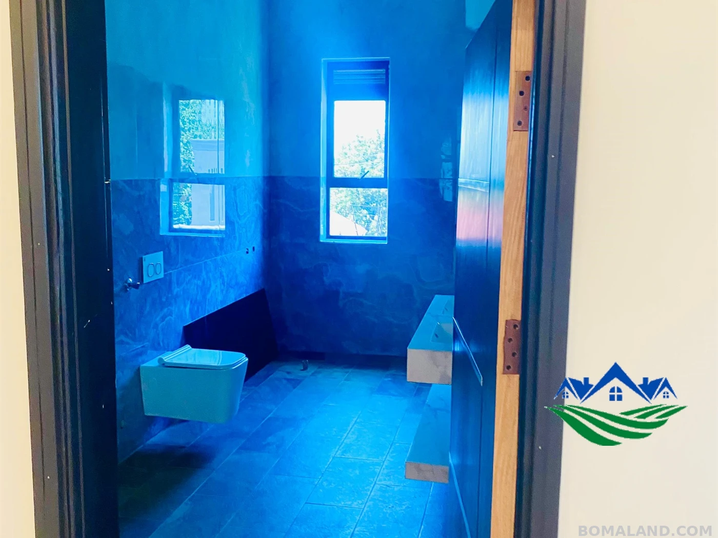 7 bedroom Mansion for sale in Munyonyo Wakiso Uganda
