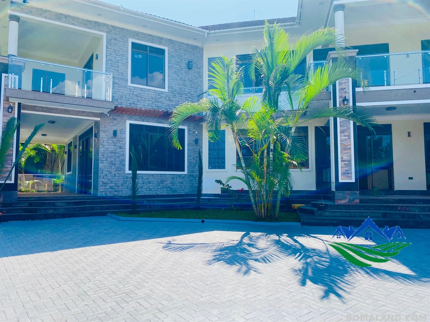 5 bedroom Mansion for sale in Munyonyo Wakiso Uganda