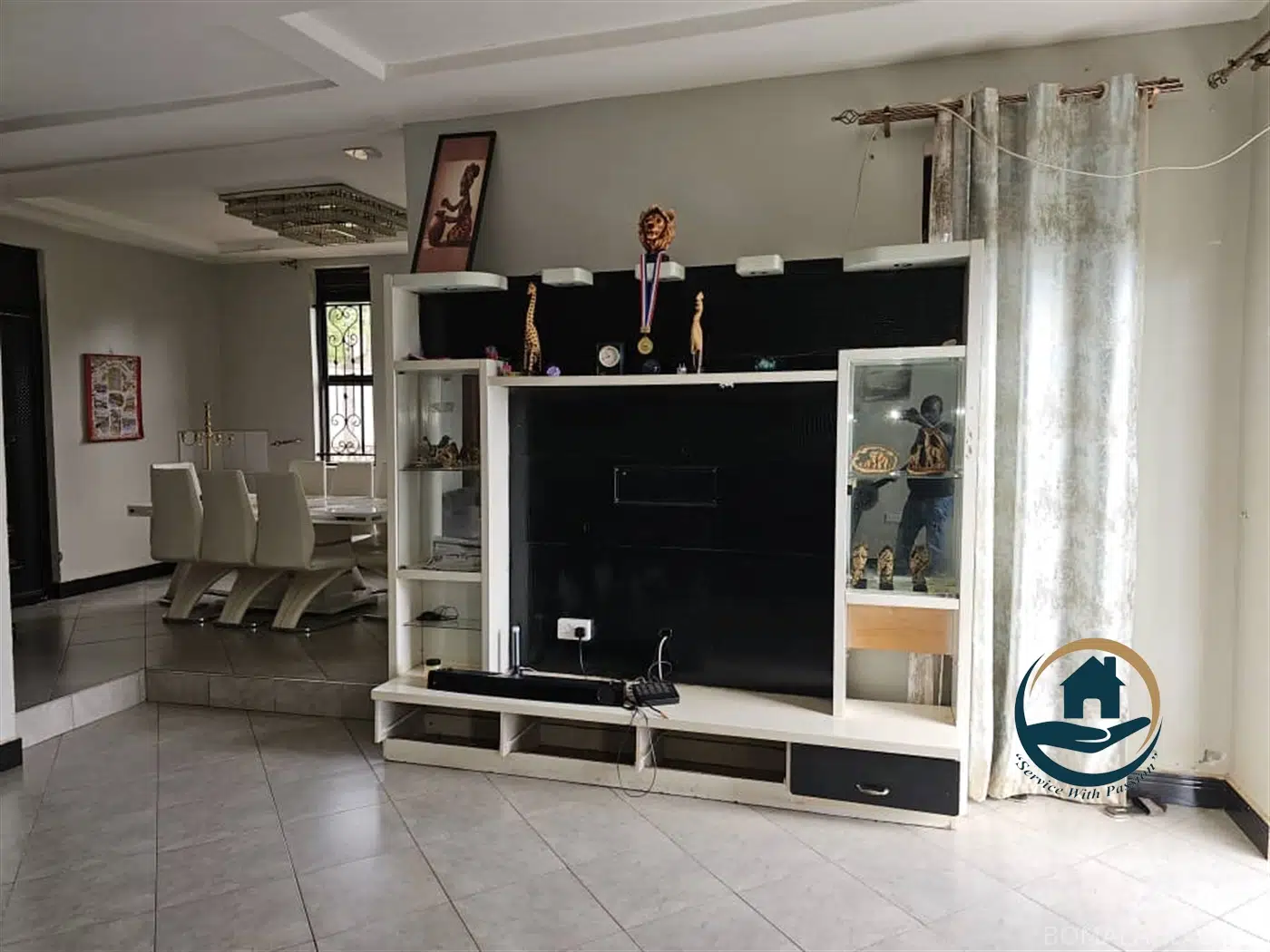 4 bedroom Town House for sale in Bwebajja Wakiso Uganda