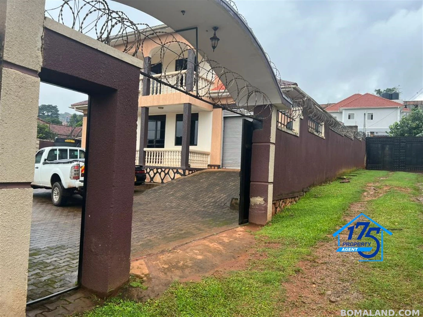 3 bedroom Bungalow for sale in Seguku Wakiso Uganda