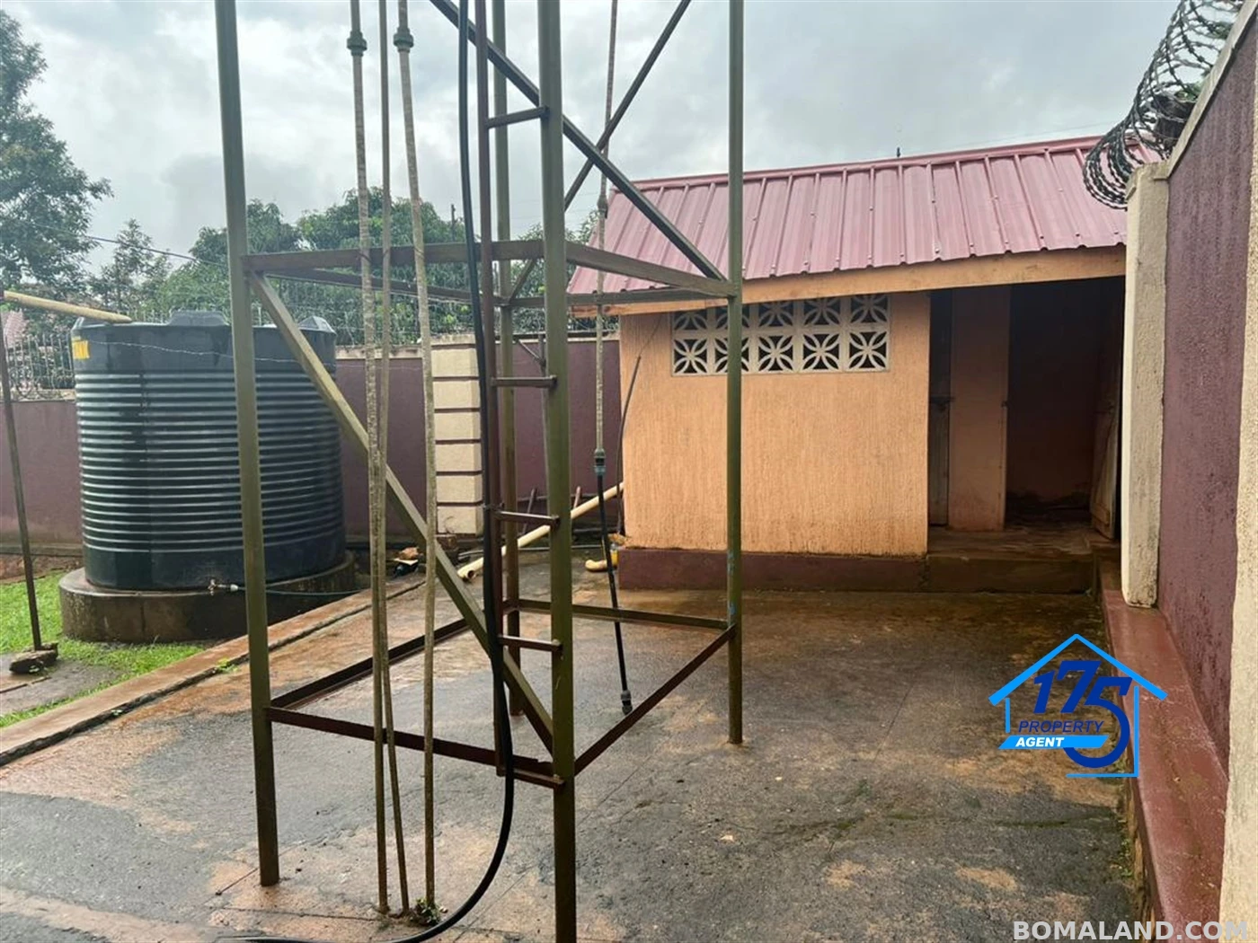 3 bedroom Bungalow for sale in Seguku Wakiso Uganda