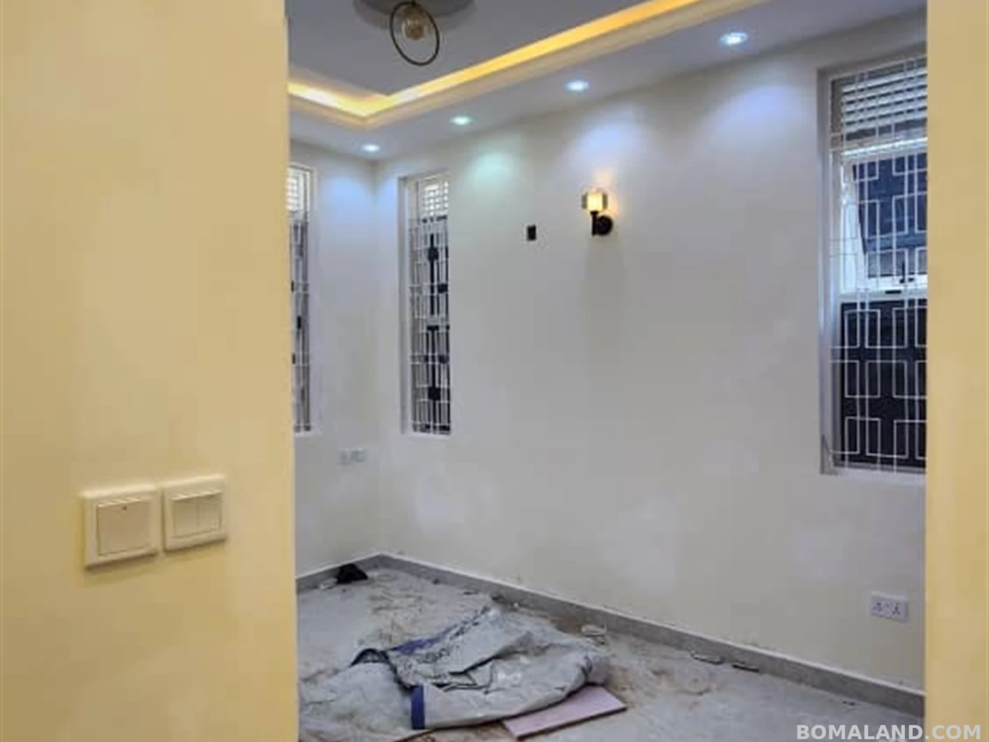 6 bedroom Storeyed house for sale in Munyonyo Kampala Uganda