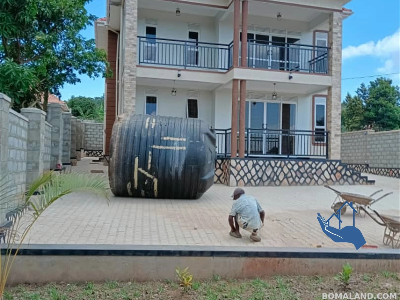 4 bedroom Mansion for sale in Kitende Wakiso Uganda