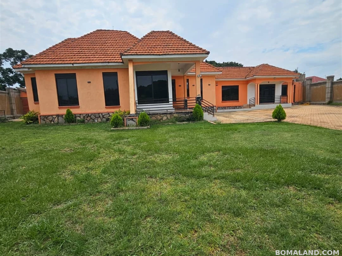 4 bedroom Bungalow for sale in Nkumba Wakiso Uganda