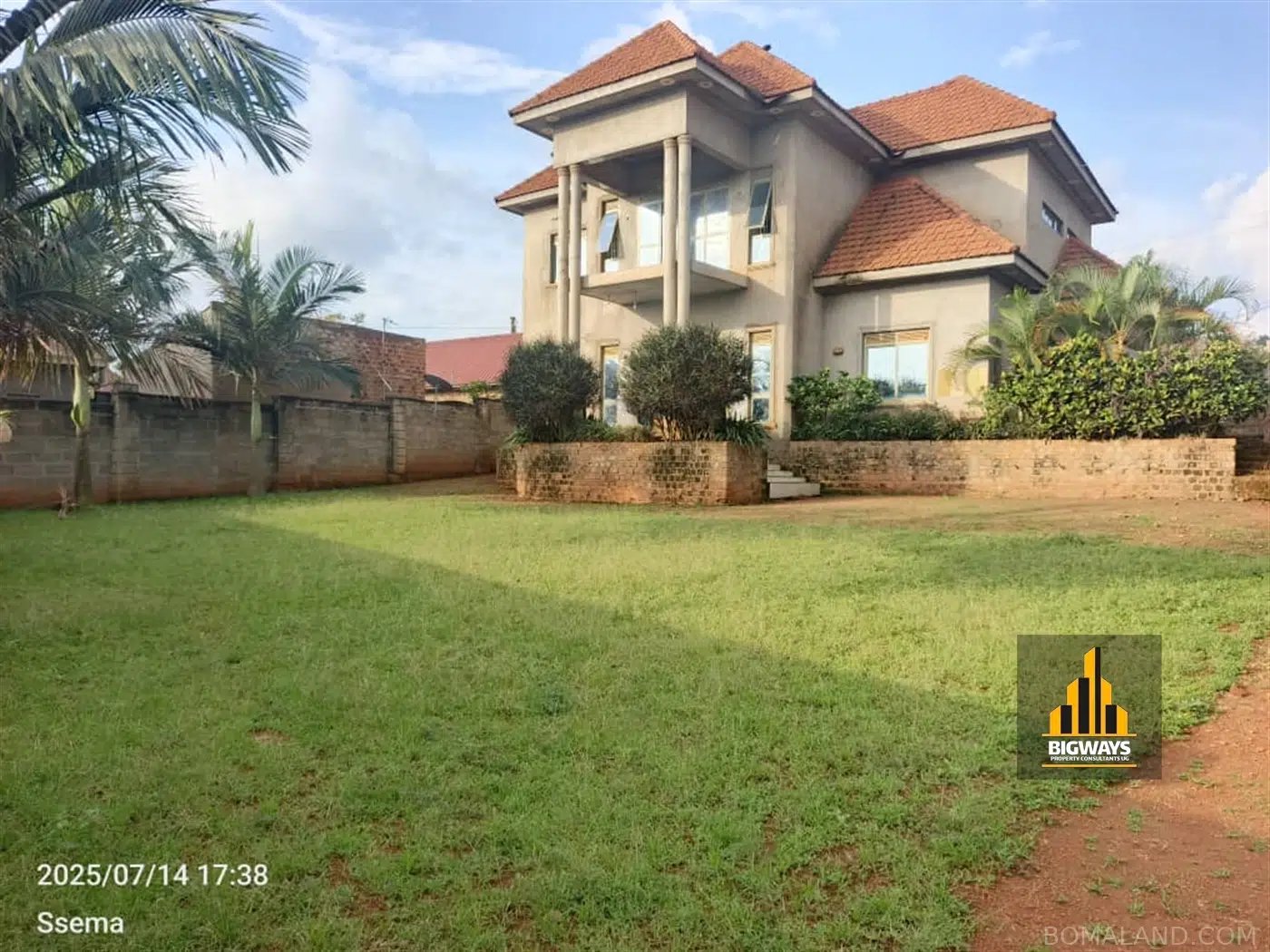 5 bedroom Storeyed house for sale in Kireka Wakiso Uganda