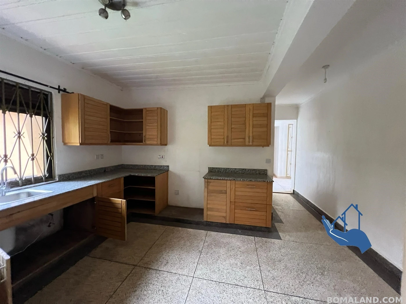 4 bedroom Bungalow for sale in Muyenga Kampala Uganda