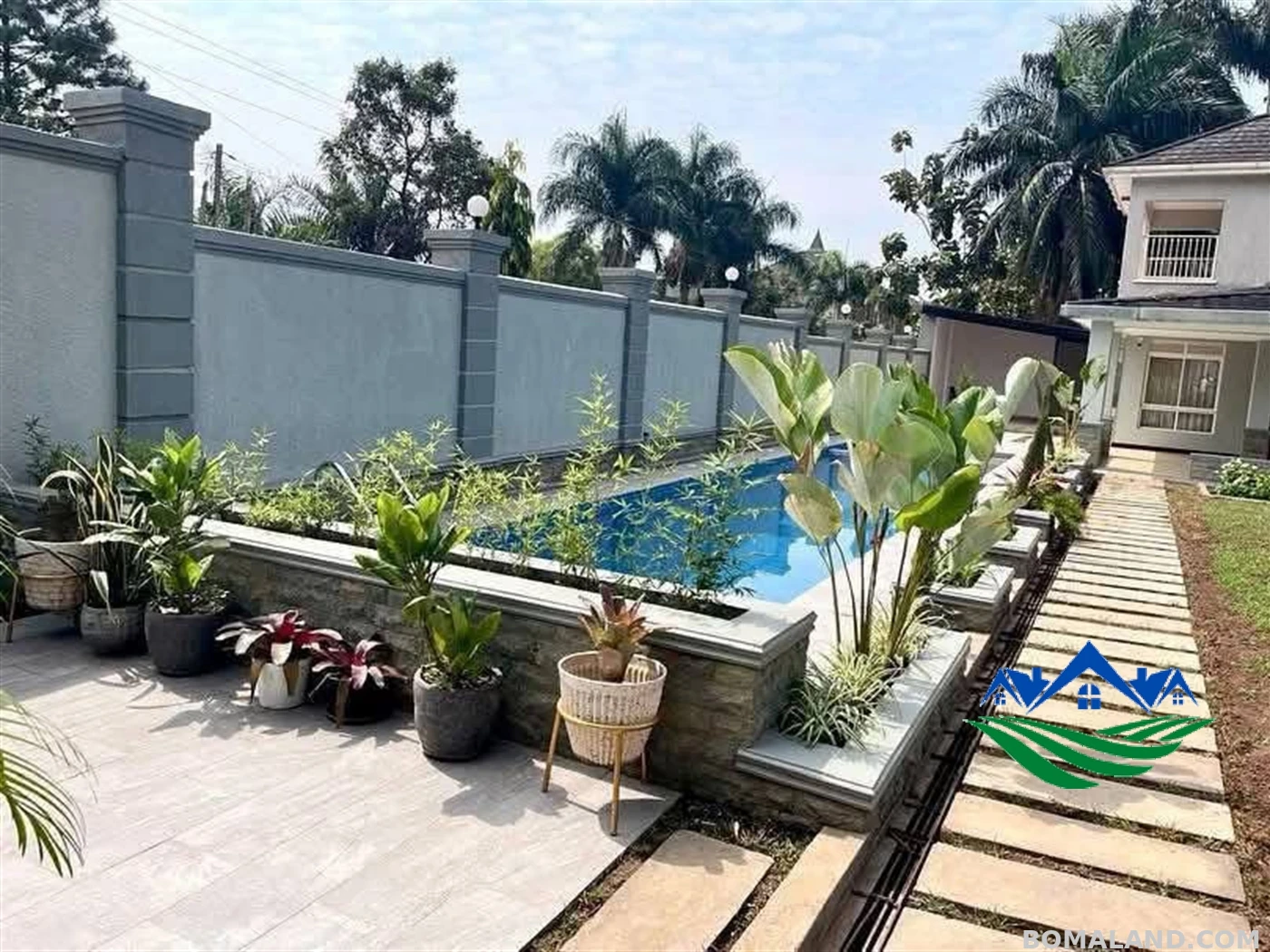 5 bedroom Storeyed house for sale in Naguru Kampala Uganda