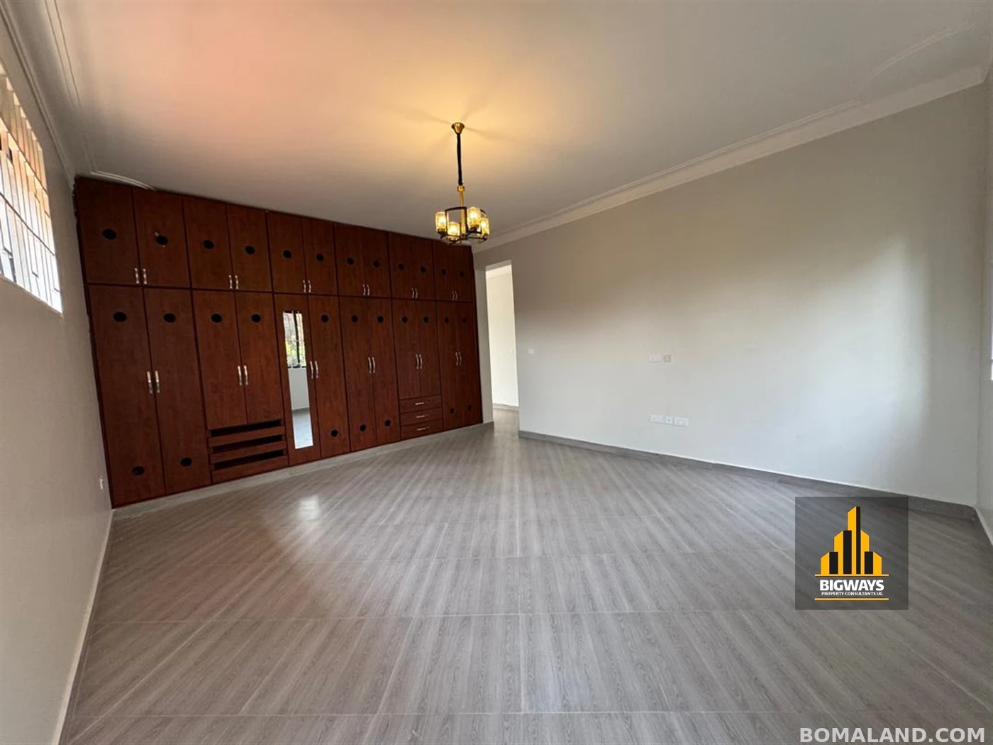 6 bedroom Storeyed house for sale in Bbunga Kampala Uganda