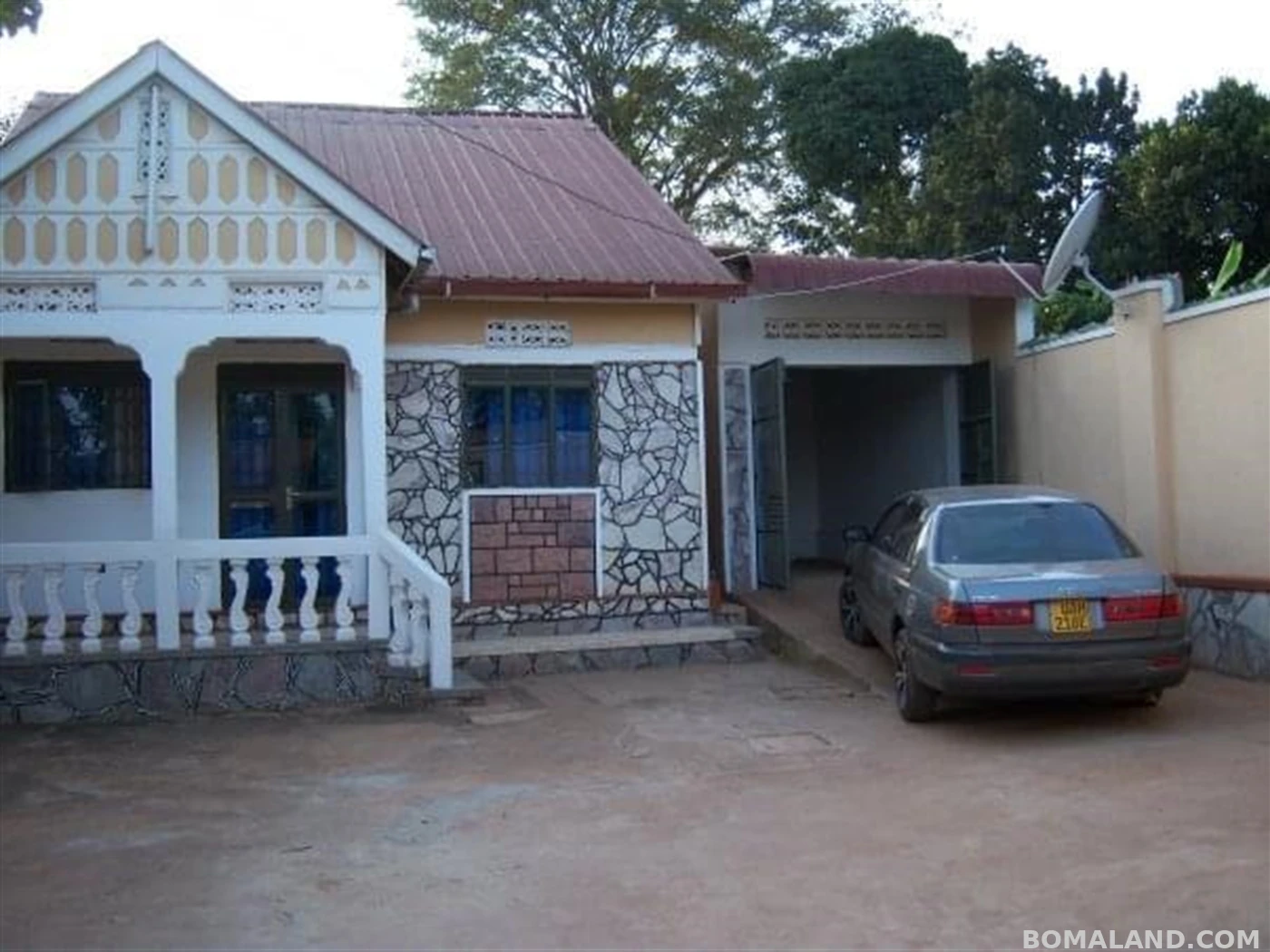 3 bedroom Bungalow for sale in Kyebando Kampala Uganda