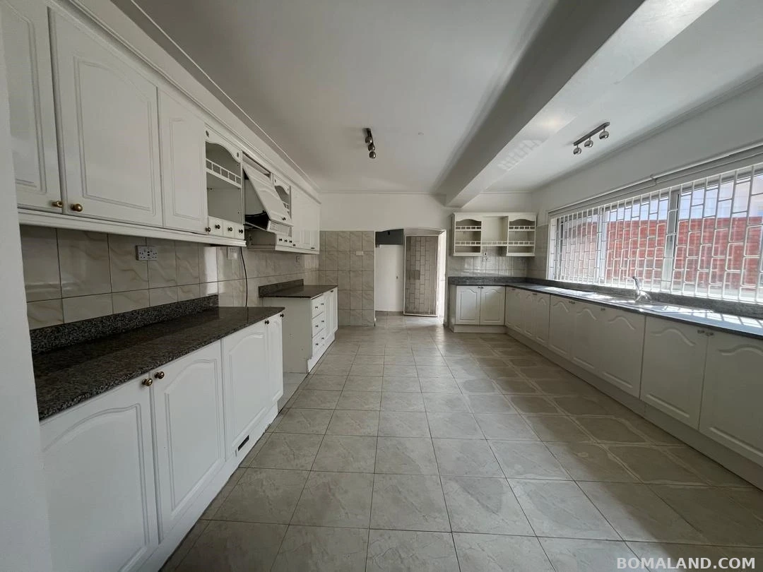 4 bedroom Bungalow for rent in Kansanga Kampala Uganda