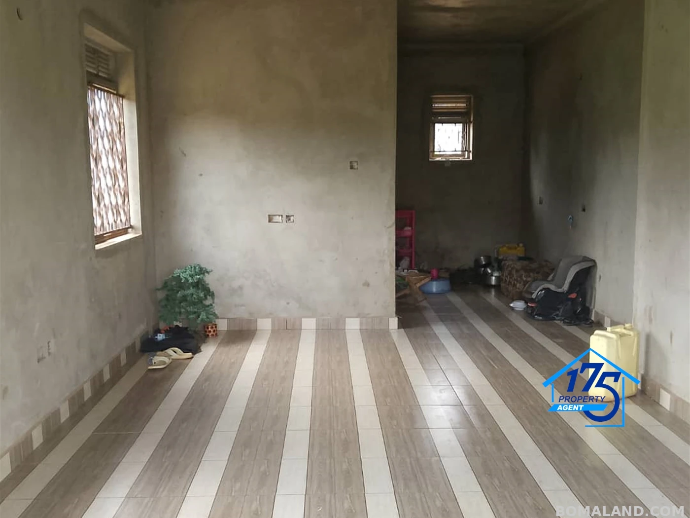 6 bedroom Duplex for sale in Misindye Wakiso Uganda