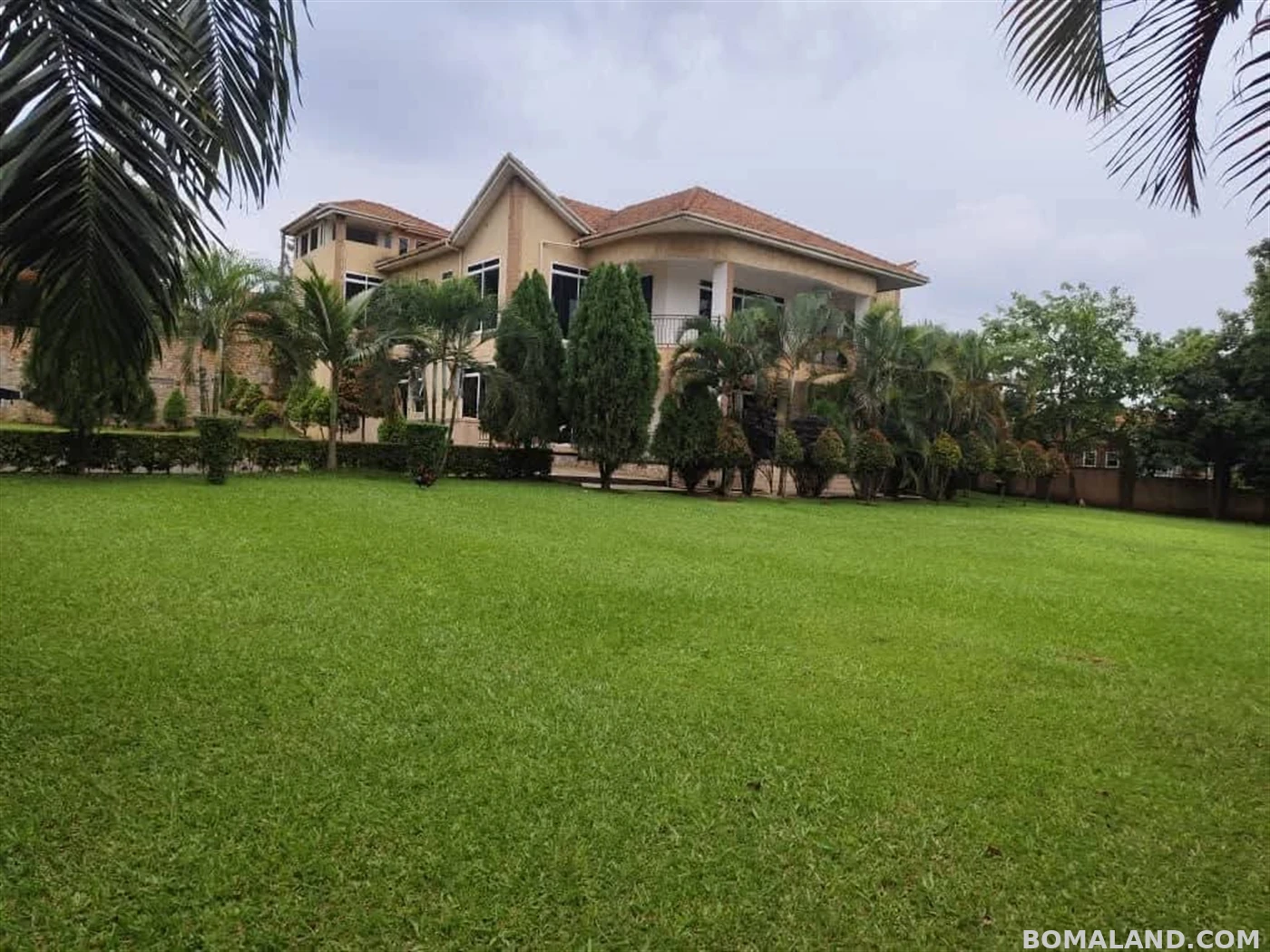 6 bedroom Mansion for sale in Rubaga Kampala Uganda