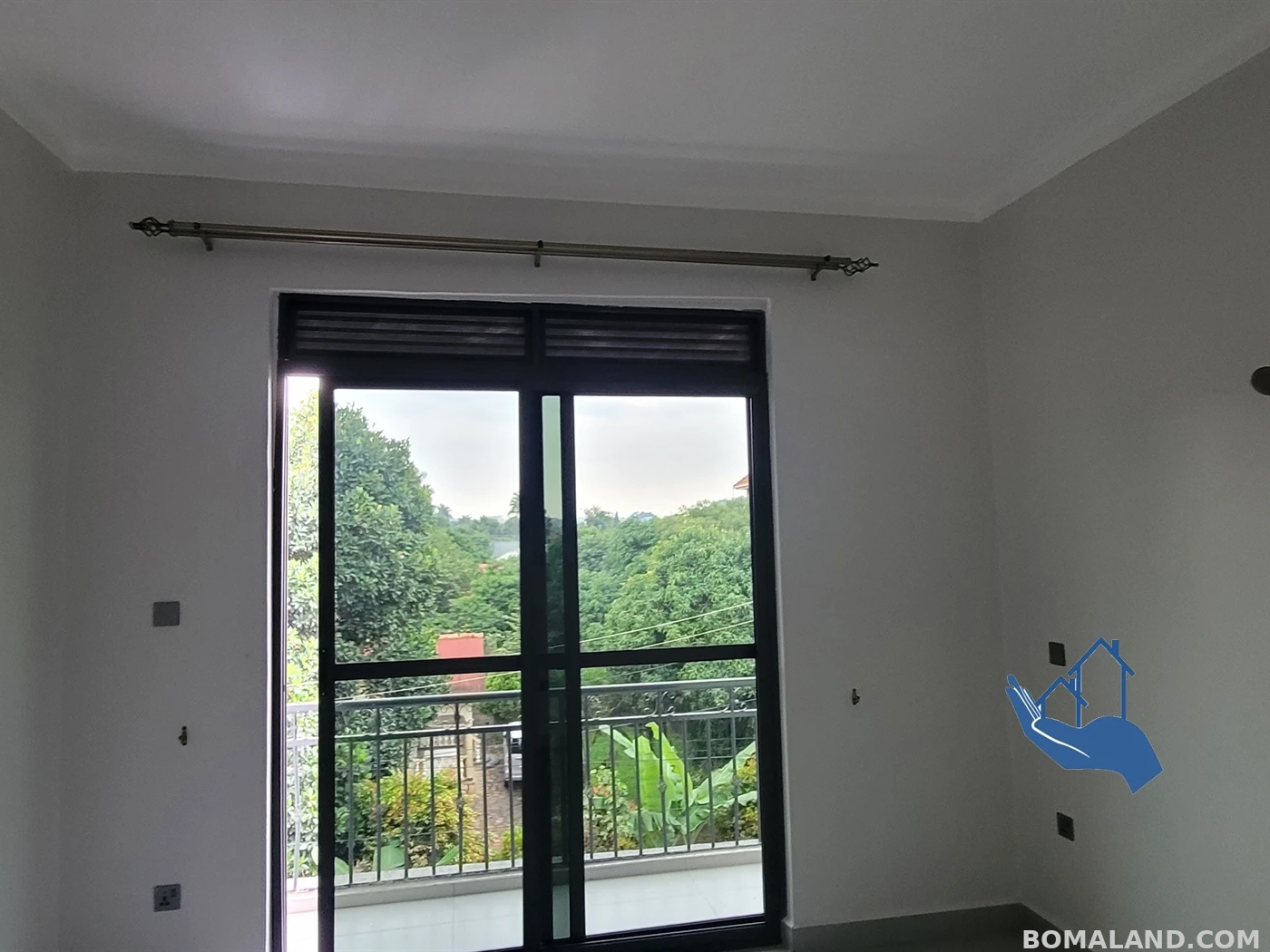 3 bedroom Apartment block for sale in Munyonyo Kampala Uganda