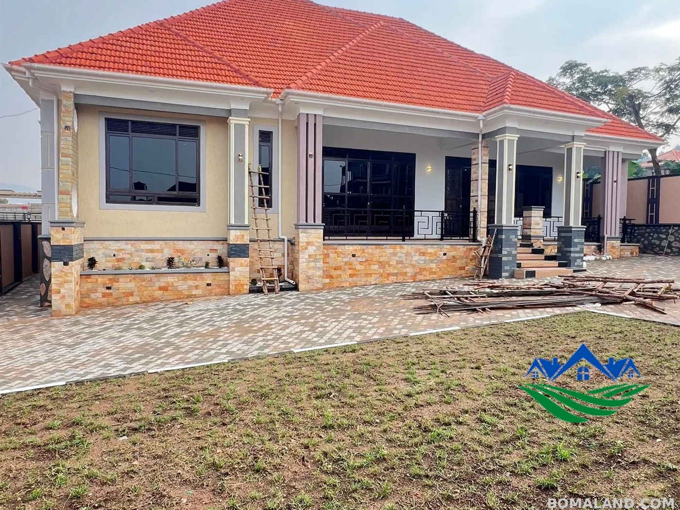 5 bedroom Bungalow for sale in Kitende Wakiso Uganda