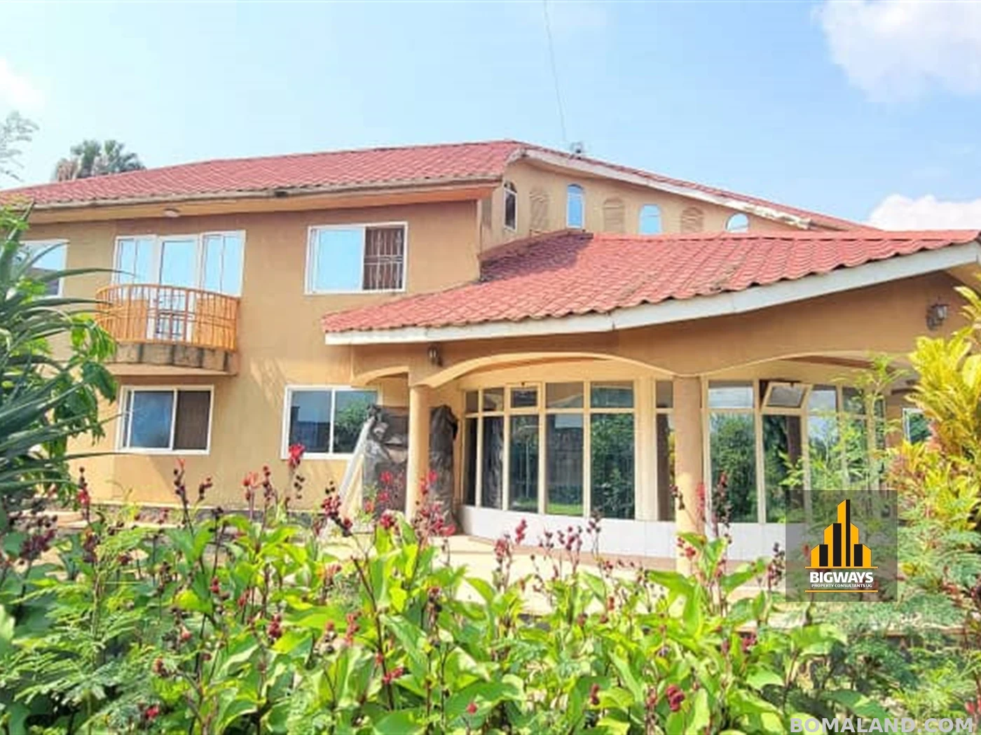 8 bedroom Storeyed house for sale in Kisaasi Kampala Uganda