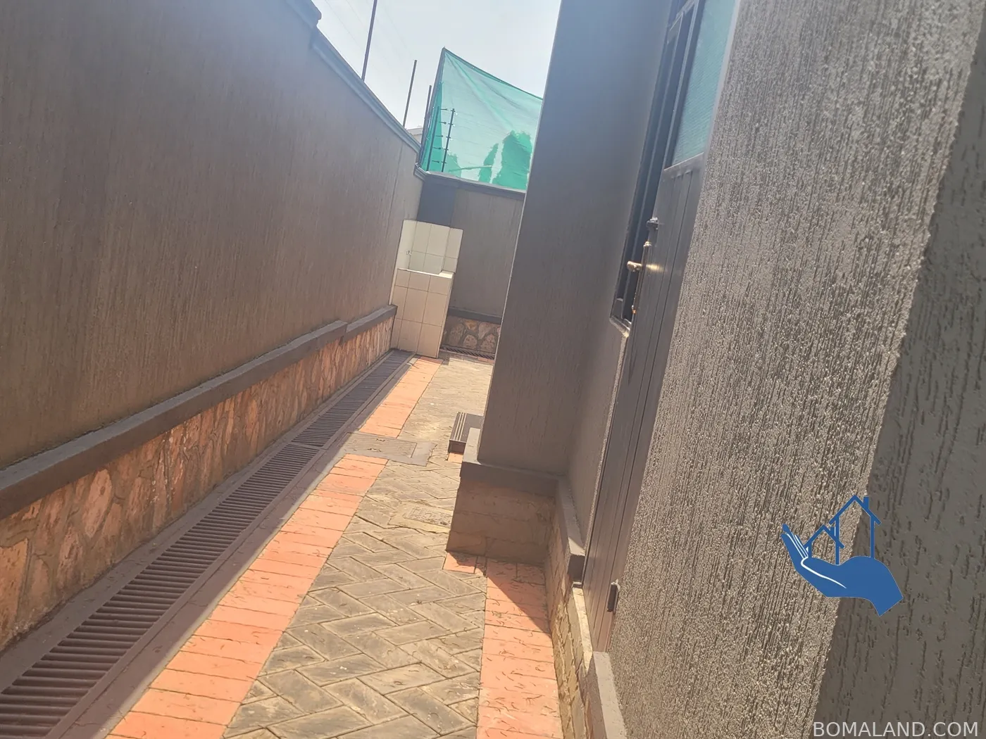 5 bedroom Mansion for sale in Bbunga Kampala Uganda