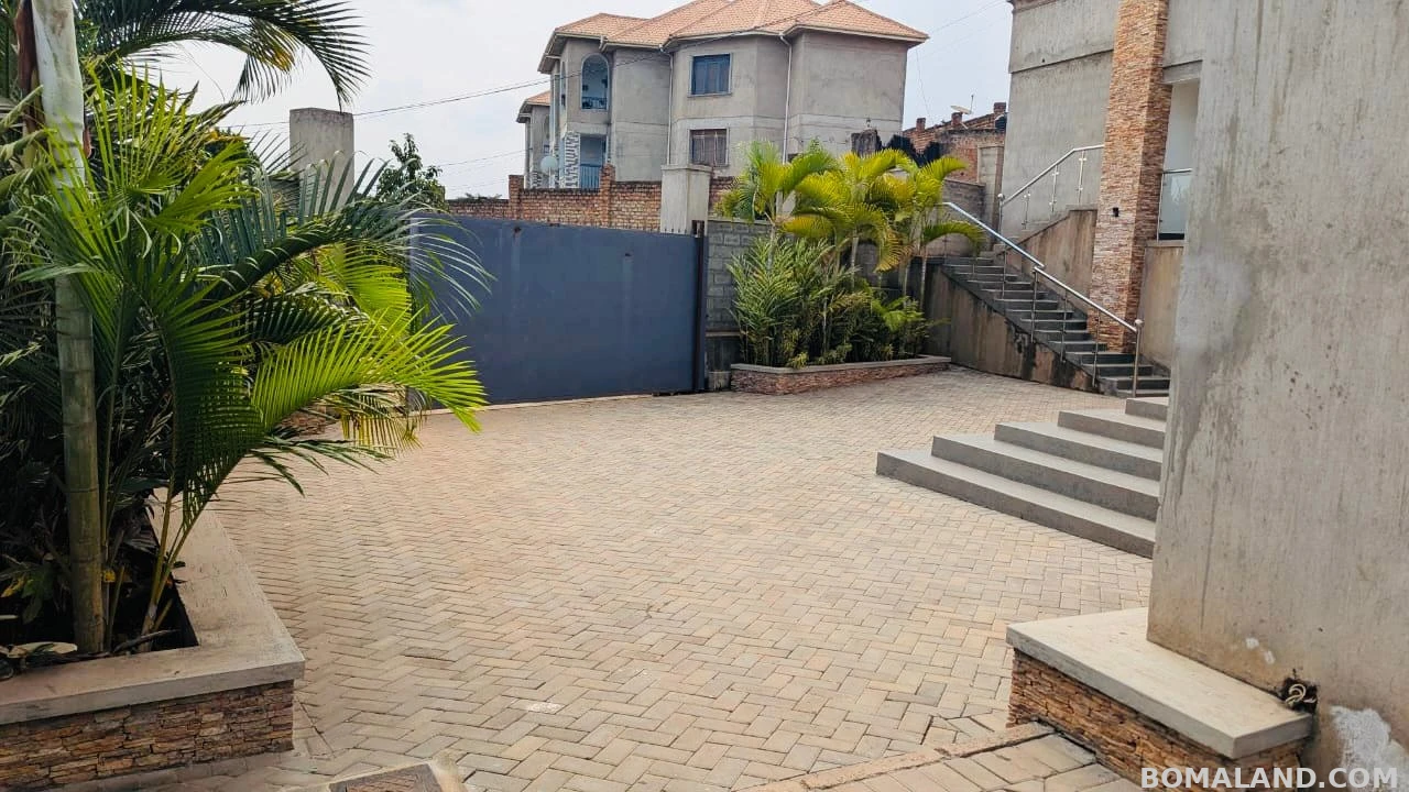 3 bedroom Bungalow for sale in Bwebajja Wakiso Uganda