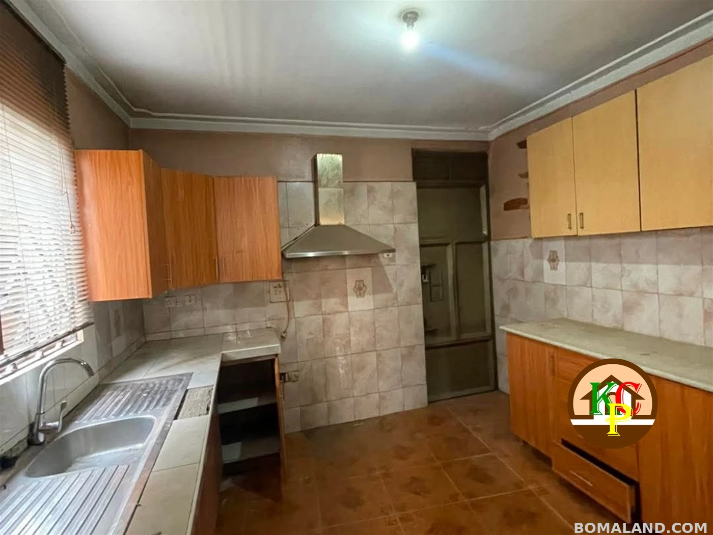 4 bedroom Apartment for rent in Bukoto Kampala Uganda