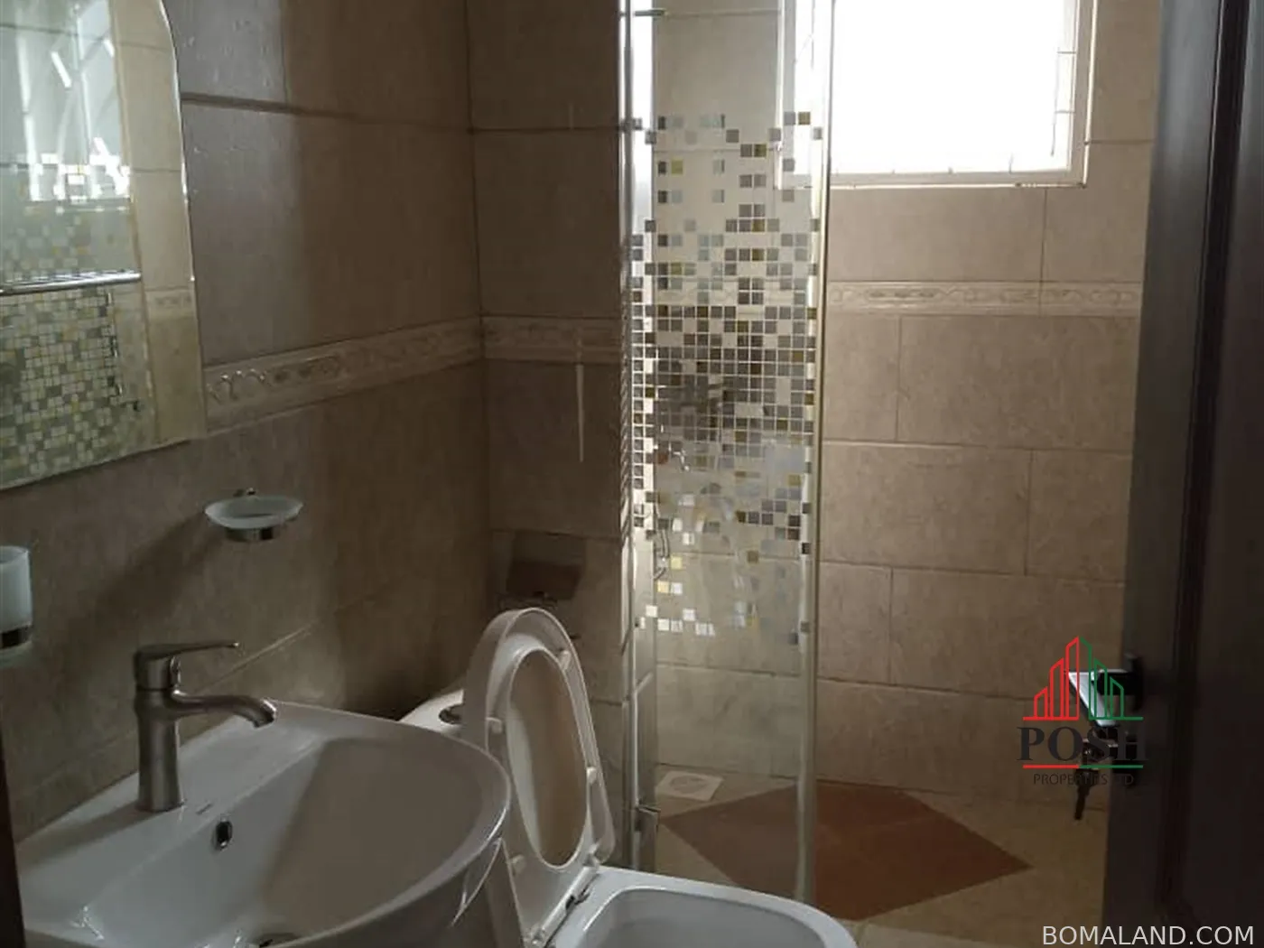 4 bedroom Town House for rent in Mbuya Kampala Uganda