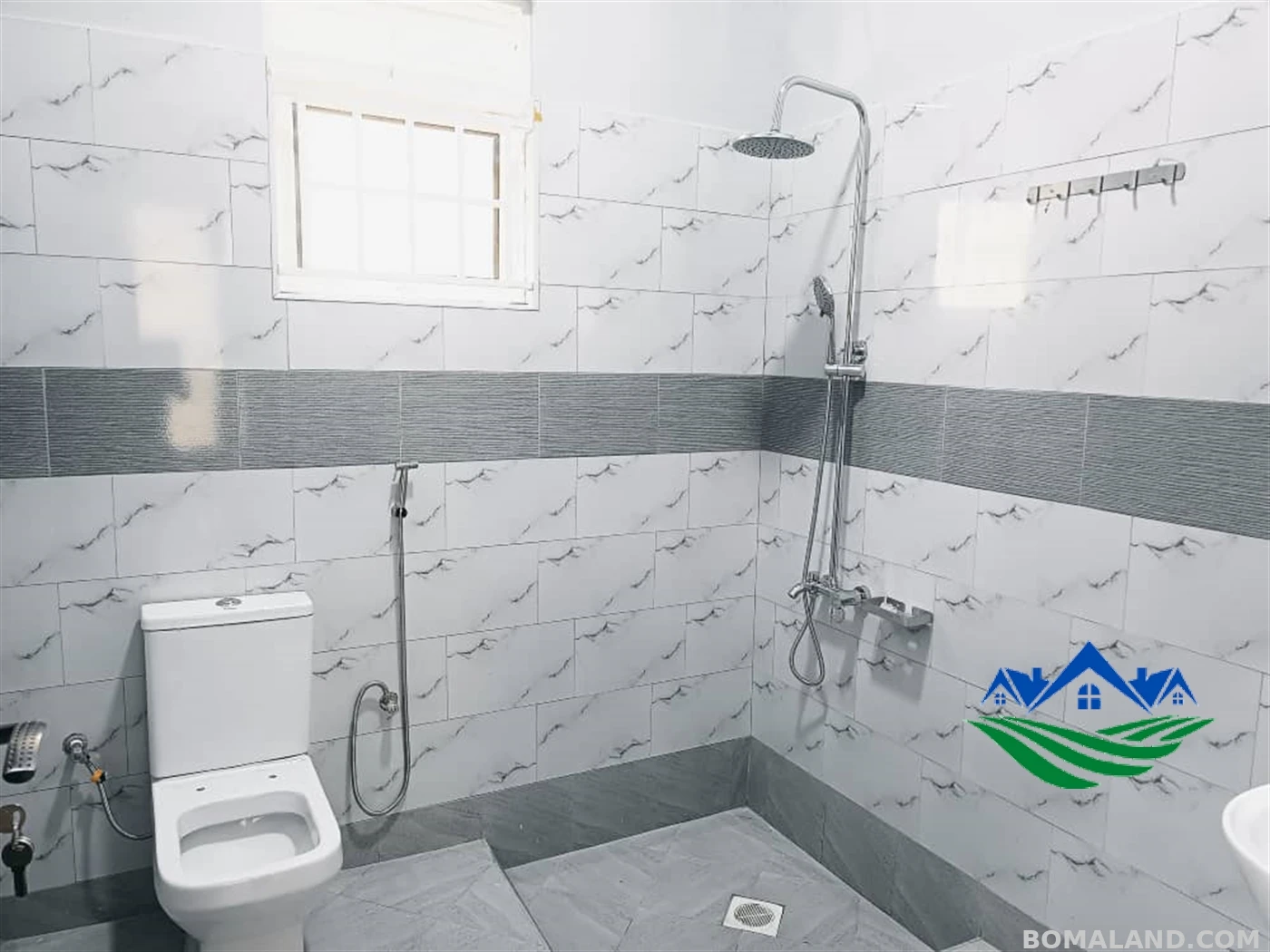 5 bedroom Bungalow for sale in Bwebajja Wakiso Uganda