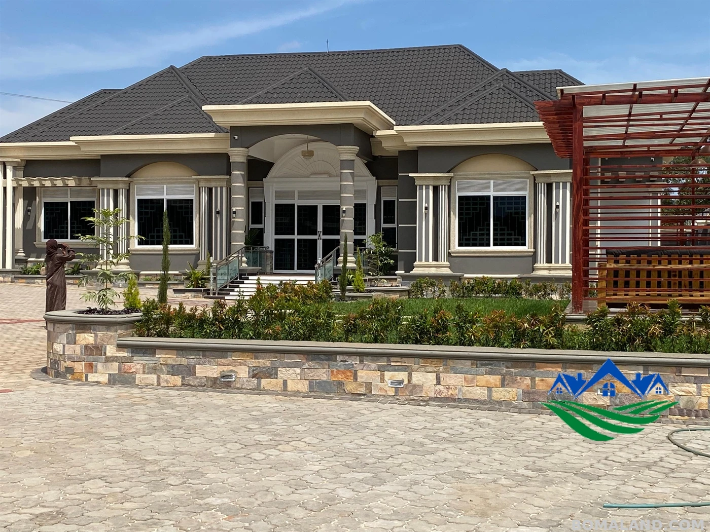 5 bedroom Bungalow for sale in Kajjansi Wakiso Uganda