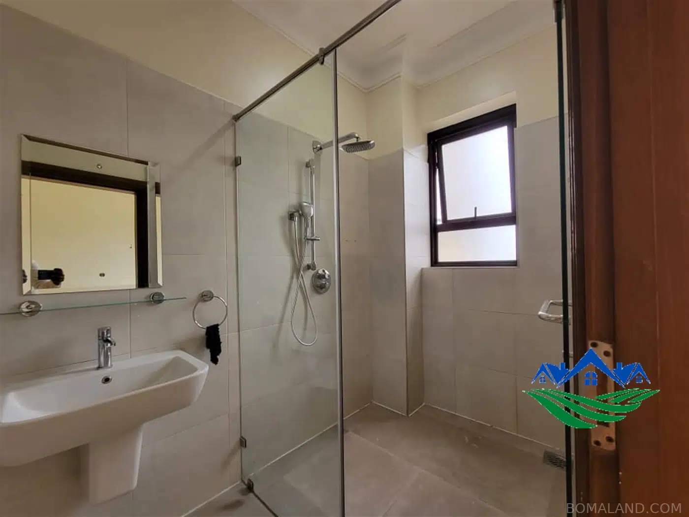 3 bedroom Condominium for sale in Bugoloobi Wakiso Uganda