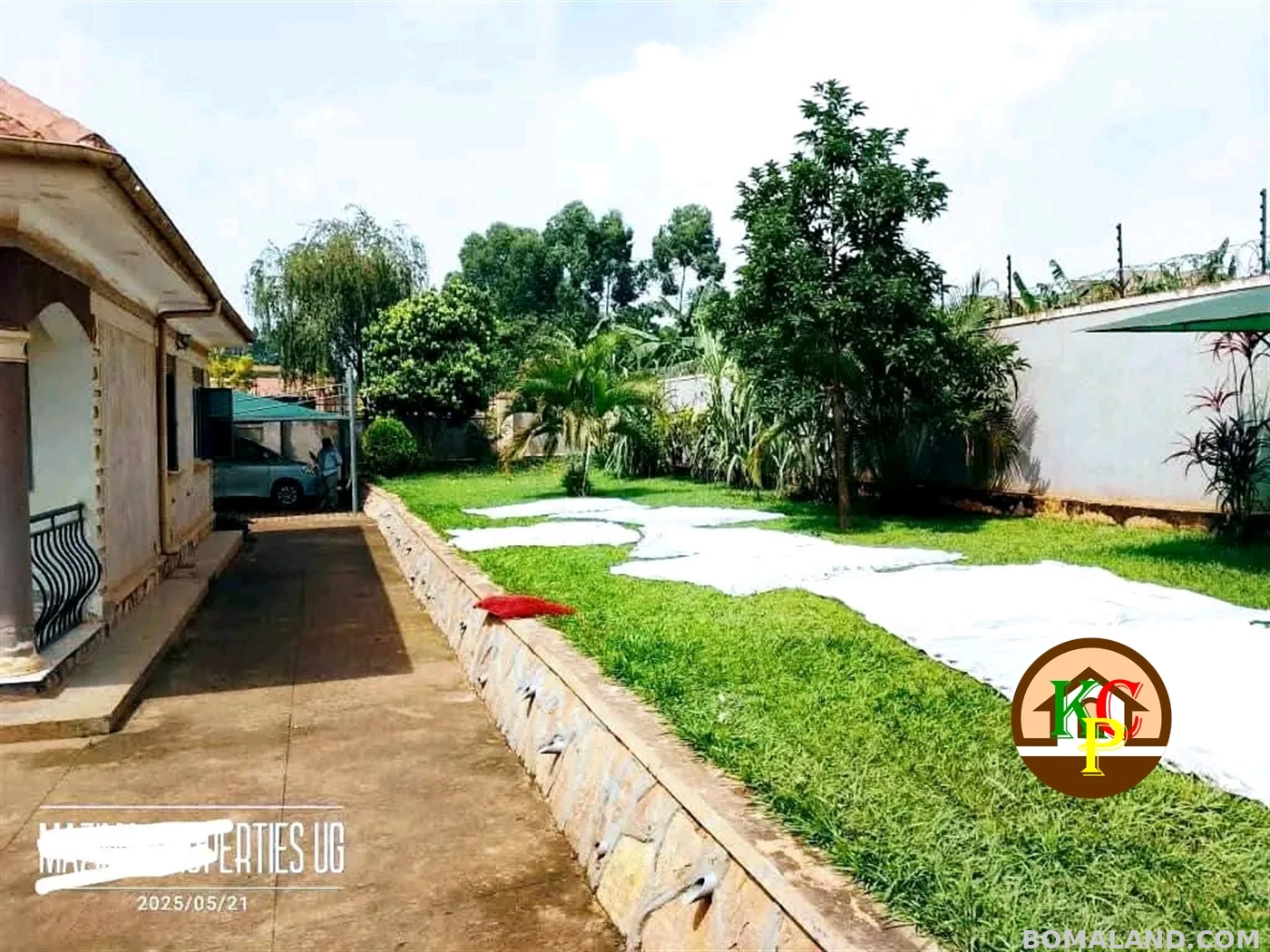 5 bedroom Bungalow for sale in Namugongo Wakiso Uganda