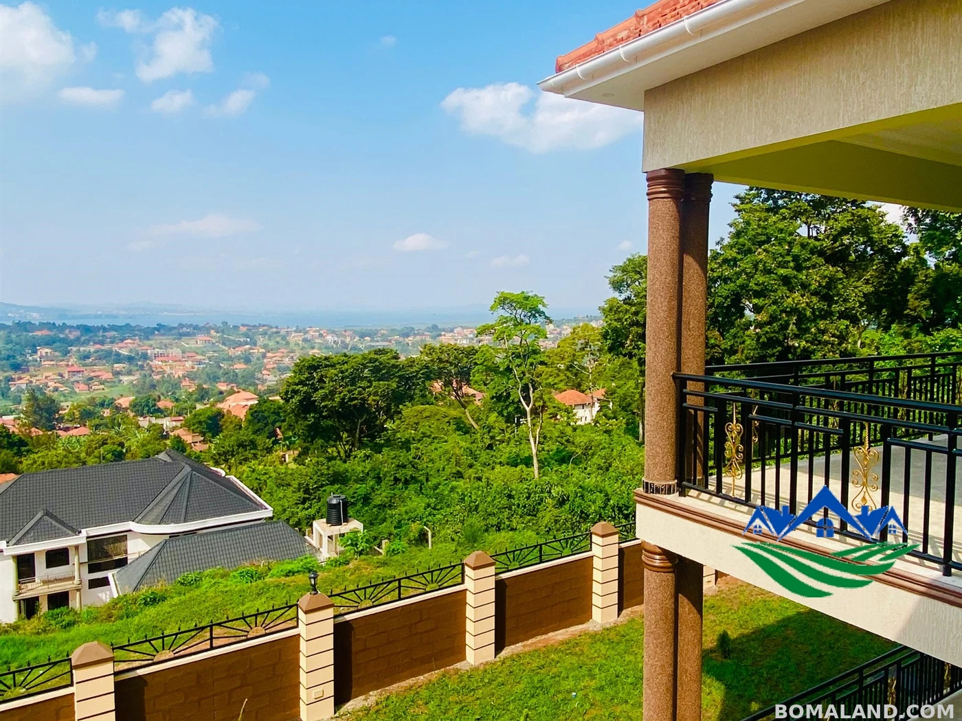 7 bedroom Mansion for sale in Bwebajja Wakiso Uganda