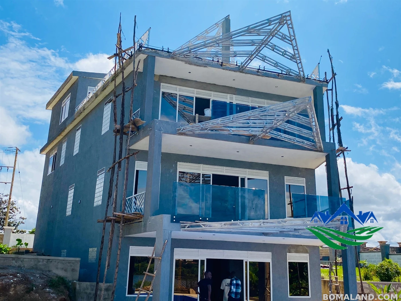 7 bedroom Mansion for sale in Kigo Wakiso Uganda