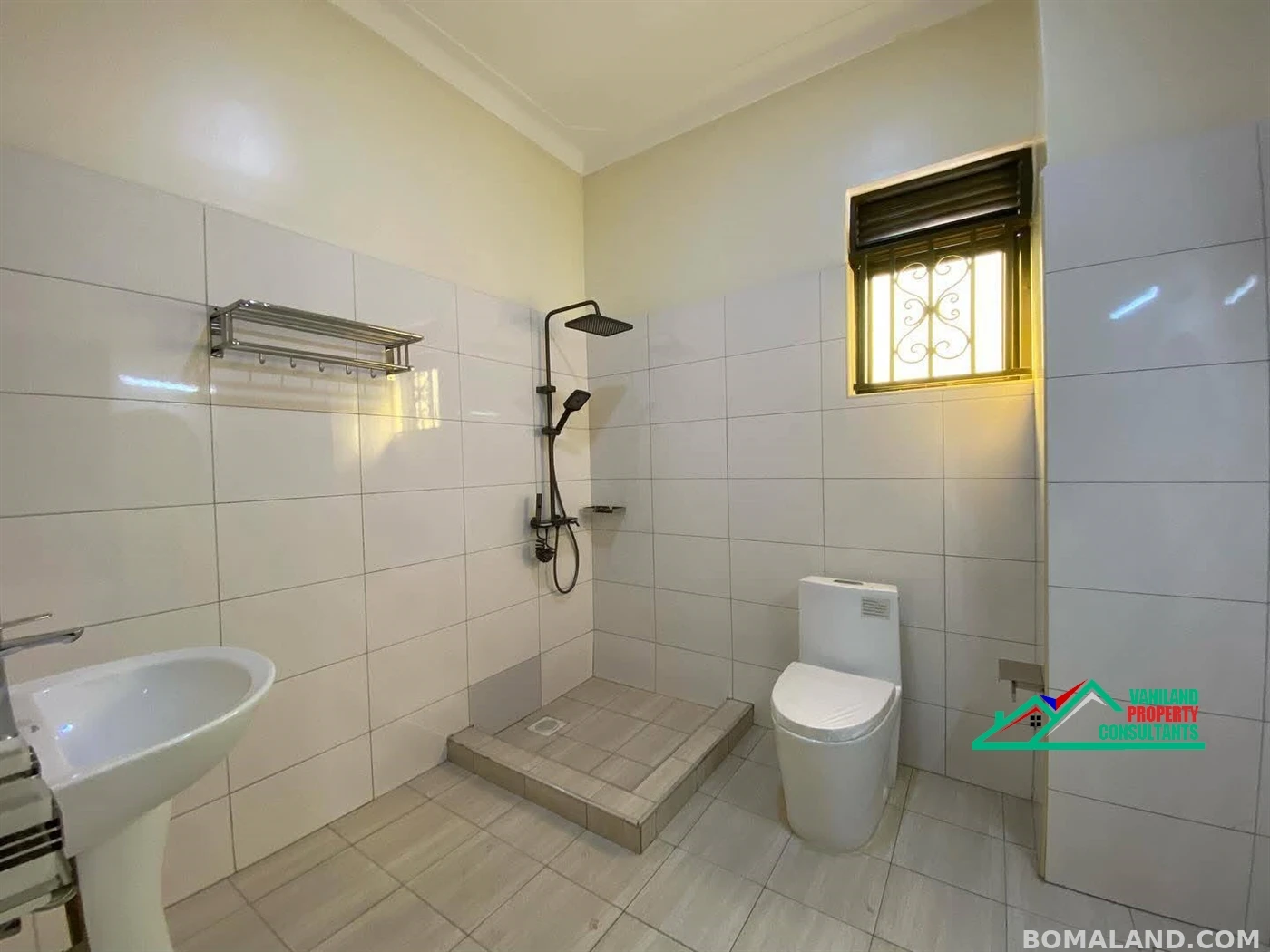 3 bedroom Villa for rent in Buwaate Wakiso Uganda