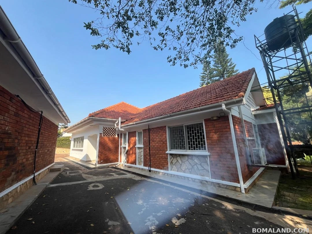 4 bedroom Bungalow for rent in Kansanga Kampala Uganda