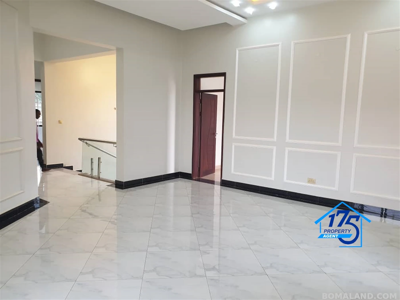 5 bedroom Duplex for sale in Kira Wakiso Uganda