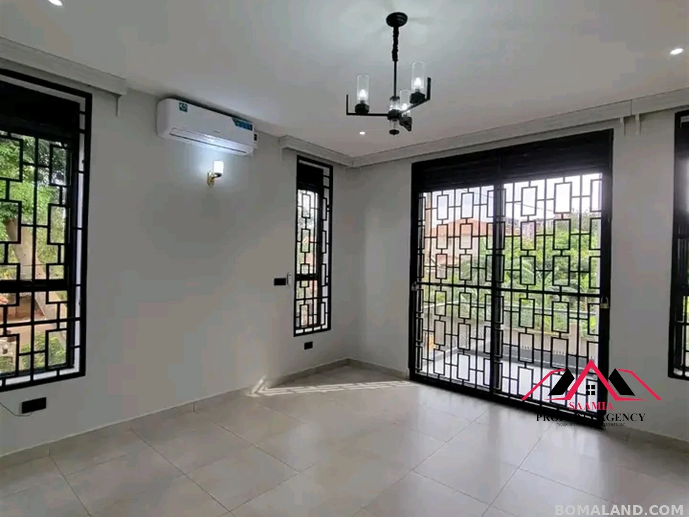 4 bedroom Storeyed house for sale in Kiwaatule Kampala Uganda
