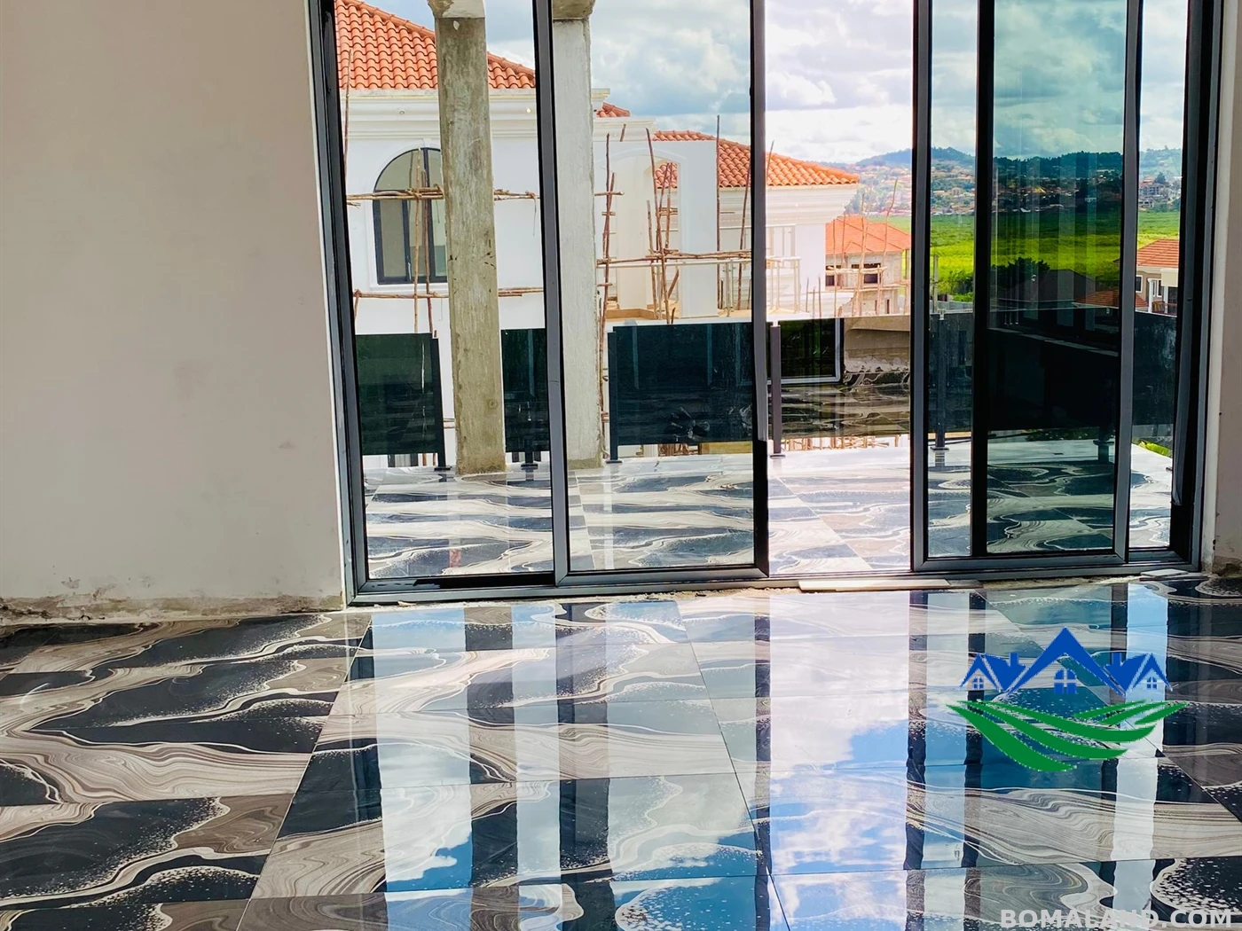 6 bedroom Mansion for sale in Kigo Wakiso Uganda