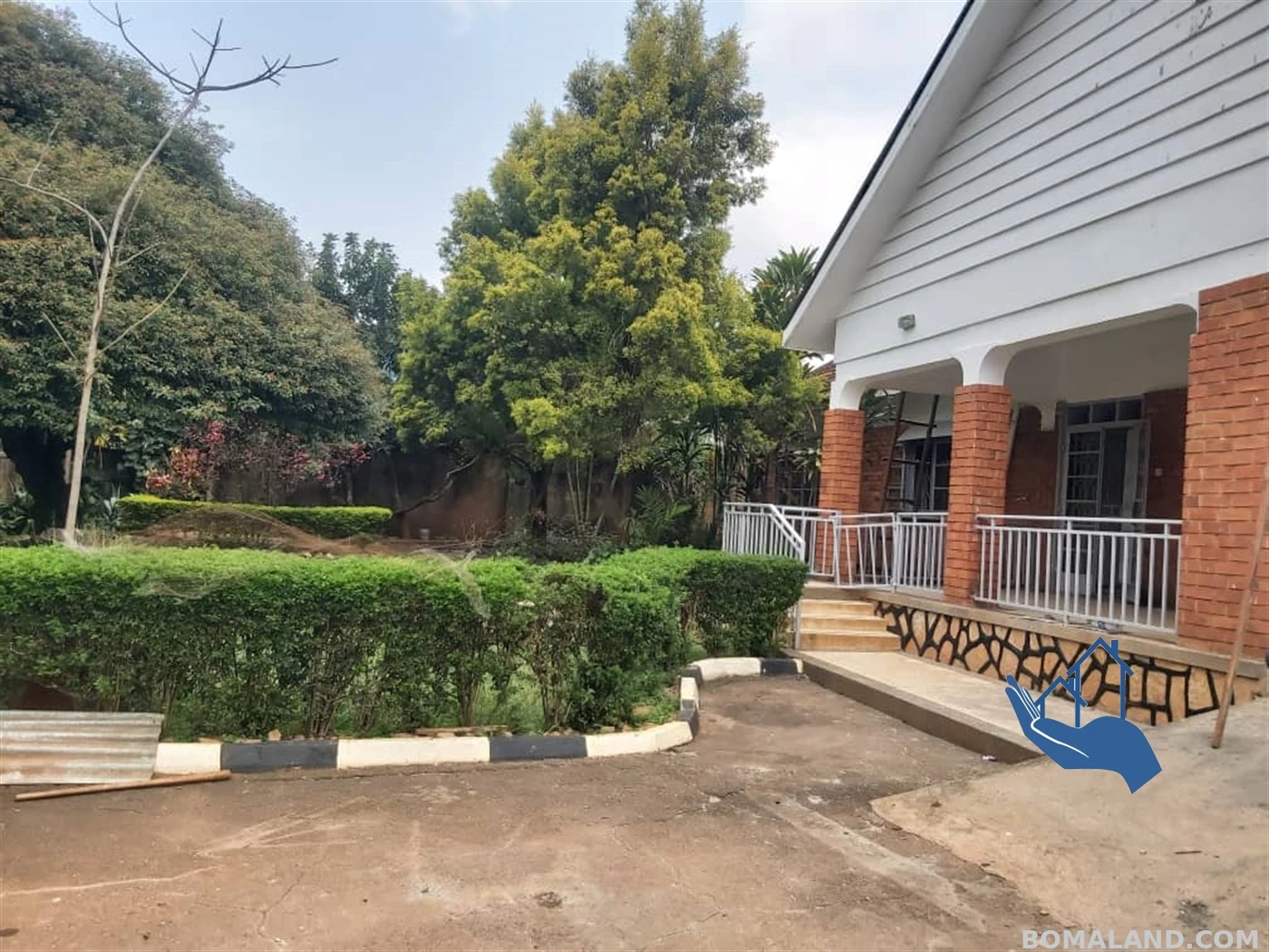 4 bedroom Bungalow for rent in Muyenga Kampala Uganda