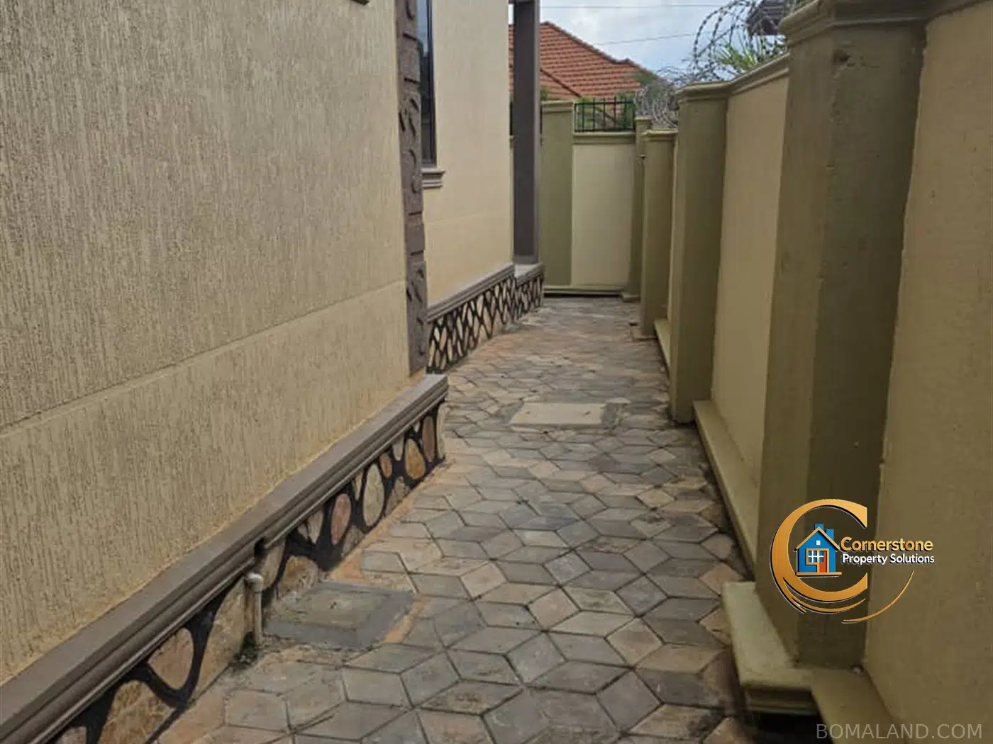 6 bedroom Storeyed house for sale in Kira Wakiso Uganda