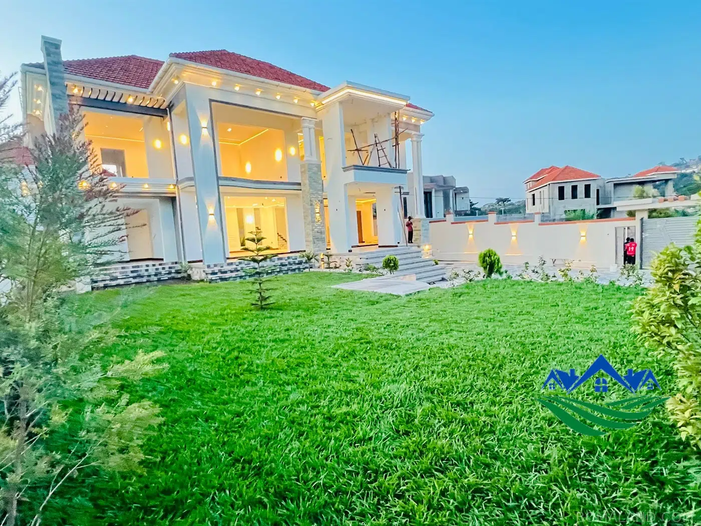 6 bedroom Mansion for sale in Kigo Wakiso Uganda